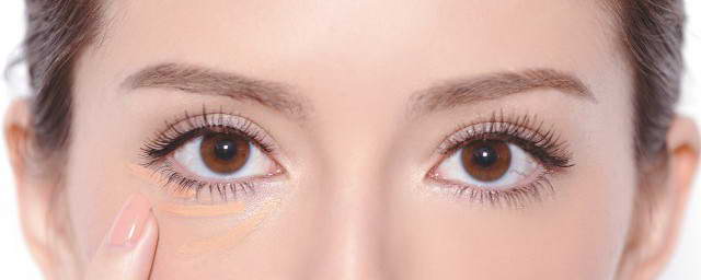 分析师对亚马逊(AMZN.US)绩前保持乐观：营收与利润有望超预期 AWS增速看好