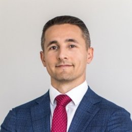 关注劳动力市场!法兴银行指出初请数据25万是美股“警戒线”