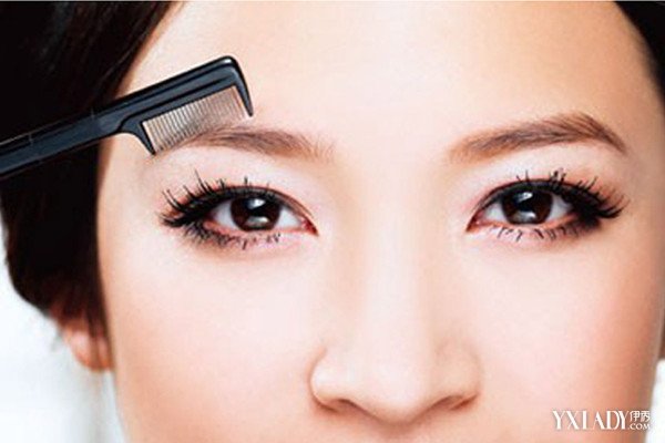 毕业季 跳蚤市场走俏