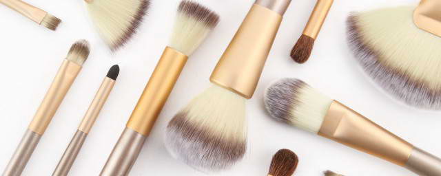 美股前瞻 | 三大股指期货齐涨 关税政策引发华尔街滞胀忧虑