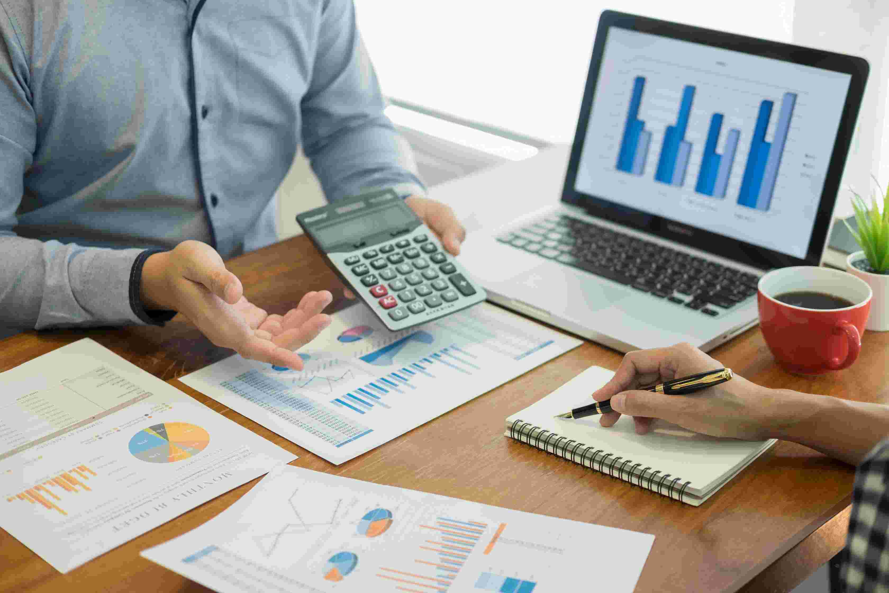 Meme热潮推动冷门医疗IT股飙升:Healthcare Triangle(HCTI.US)一日涨115% 交易量占全美15%